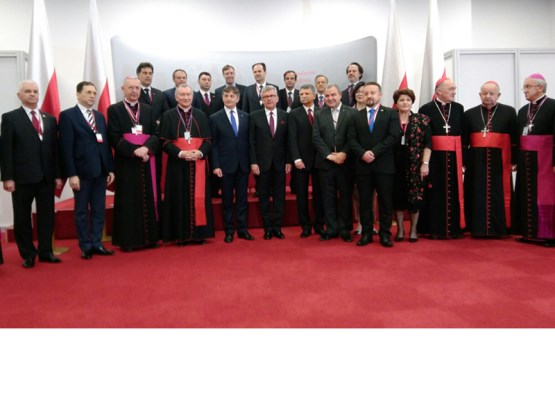 Delegacija Parlamentarne skupštine BiH učestvovala na svečanosti obilježavanja 1050. godišnjice baptizma u Poljskoj
